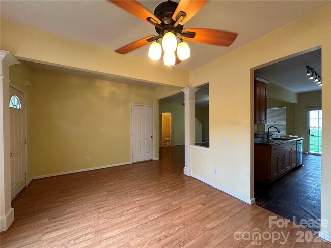 Photo - 6954 Beverly Springs Dr