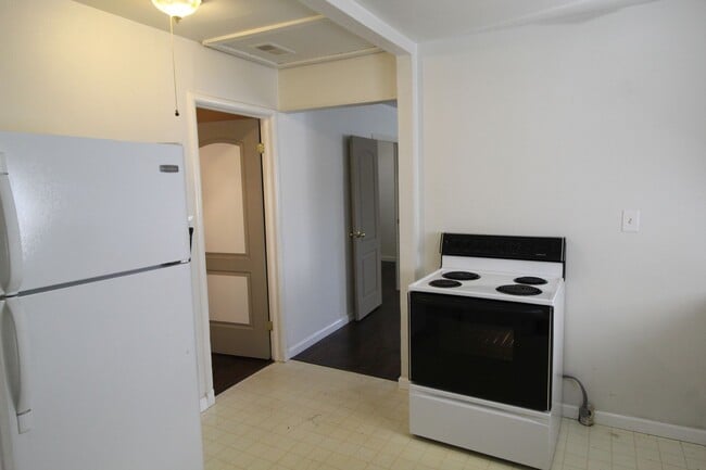 Photo - 18002 E Boone Ave