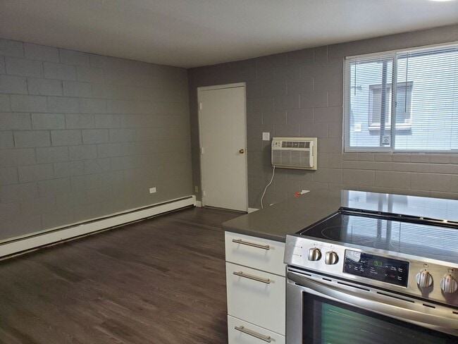 Photo - 341 N Garfield Ave Unidad D6