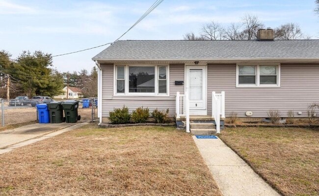 Photo - 9 Easlick Ave