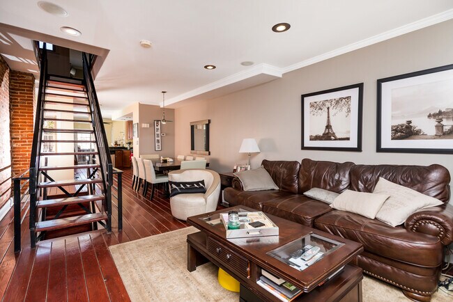 Photo - 444 E Fort Ave