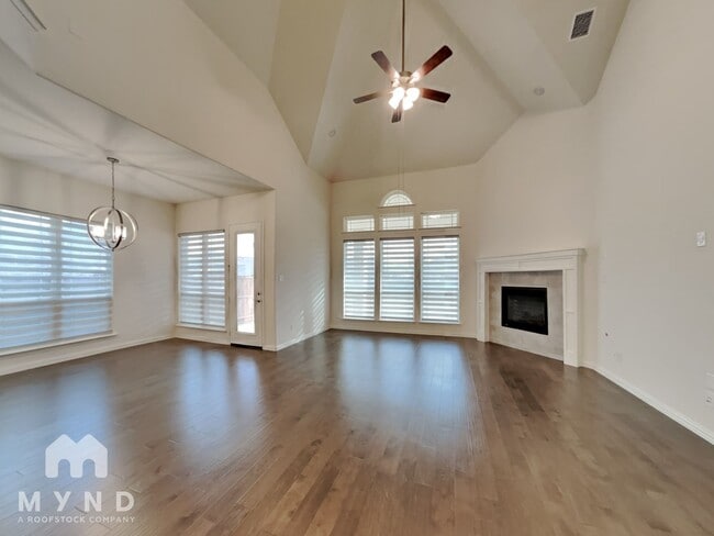 Photo - 6022 Painswick Dr