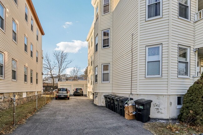 Photo - 559 Hyde Park Ave