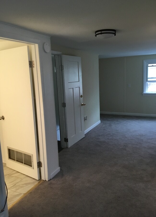 Photo - 19-21 Penrose Avenue Unit 3