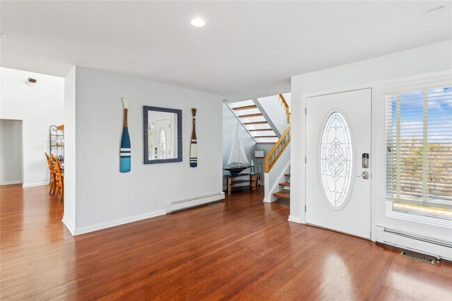 Photo - 1205 Lake Dr