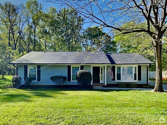 Building Photo - 5820 Old Meadow Rd Rental
