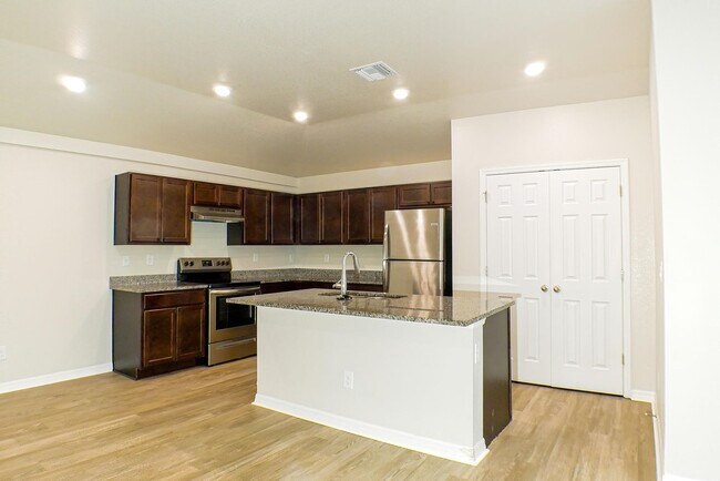 Photo - 341-343 Reeves St Unit 341 Reeves St