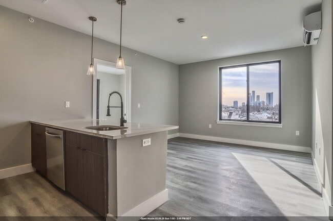 Building Photo - 3516 John F. Kennedy Blvd Unit 504