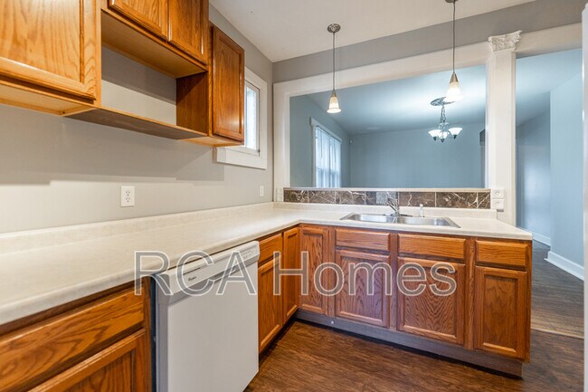 Photo - 2437 N Pennsylvania St