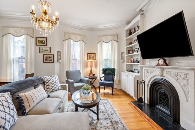 Photo - 597 Tremont St Unit 3