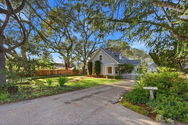 Building Photo - Gorgeous Large Lot 4-Bedroom Saratoga Home