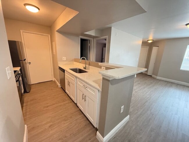 Photo - Parkway Blvd 3038-201 Lease Only Unit 201