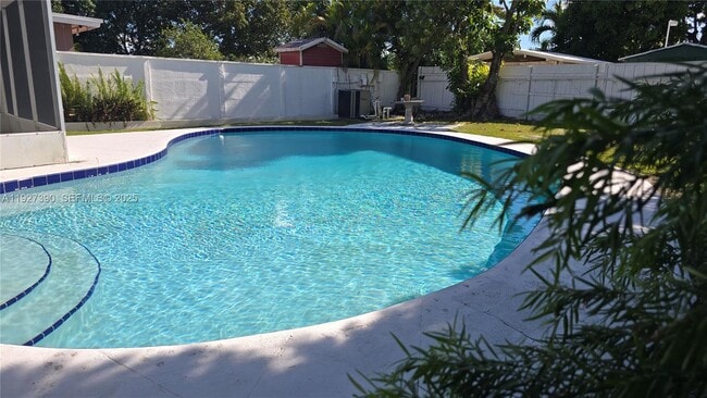 Photo - 6550 SW 26th St