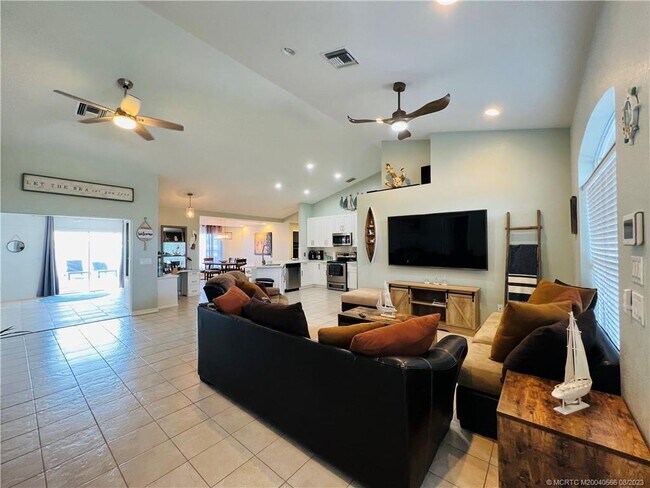 Photo - 1309 Carlton Ct