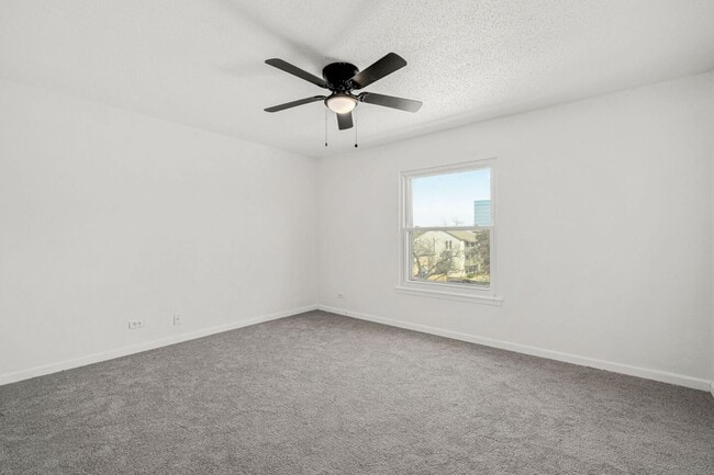 Photo - One Bedroom condo in the Heart of Alamo Heights Unit 307B