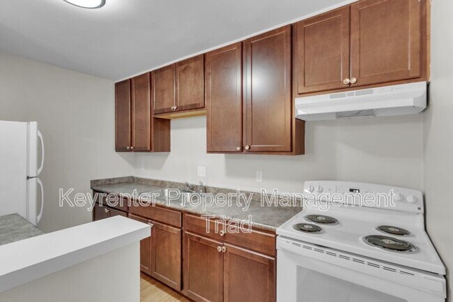 Photo - 5715 Bramblegate Rd