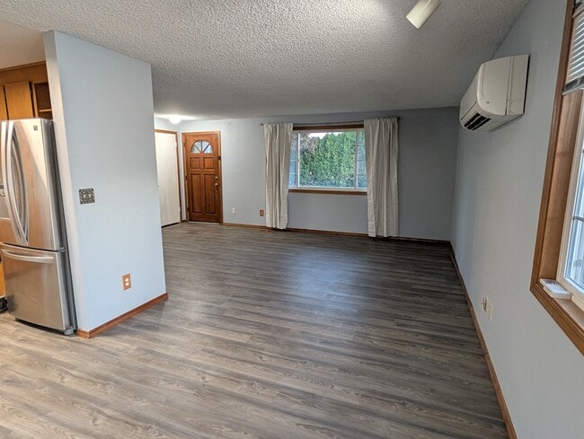 13701 Douglas Rd