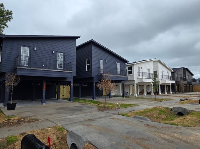 Building Photo - 8304 De Priest St