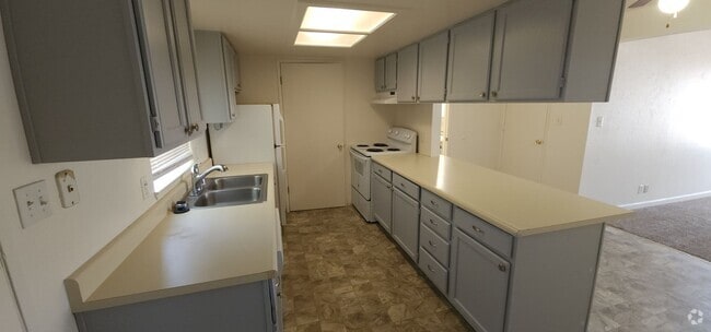 Building Photo - Timothy Unit 551 Rental