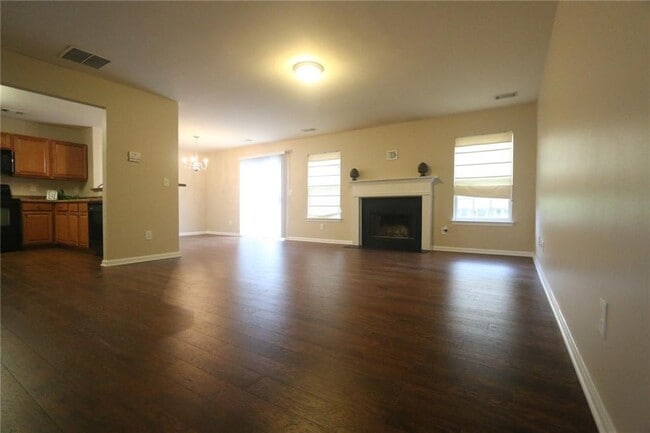 Photo - 2615 Mayfair Dr