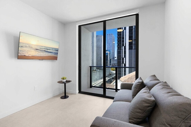 Photo - 501 NE 1st Ave Unidad SI ID1496919P