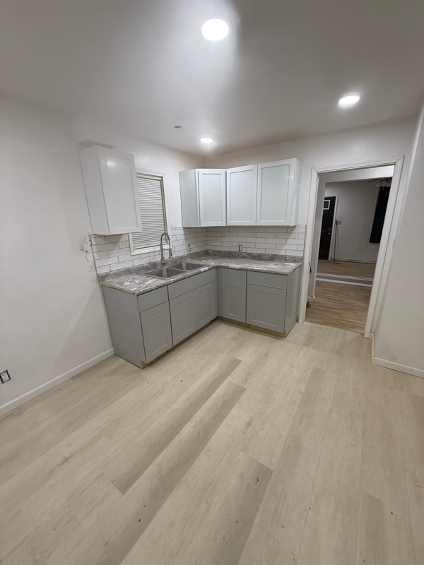 Photo - 1602 Knapp Ave