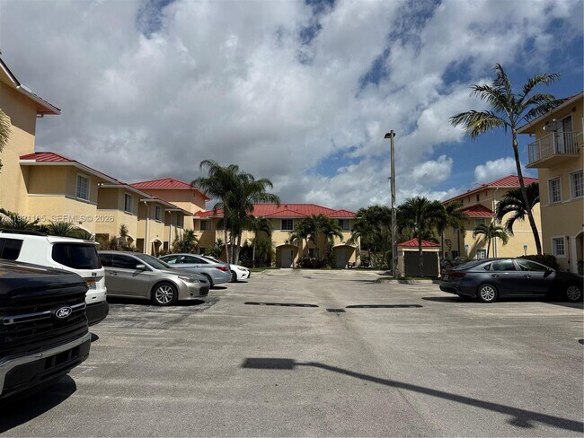 Photo - 2032 NE 167th St Unit 3-136