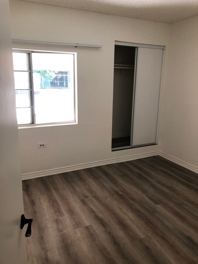 Photo - 1809 Berendo N St