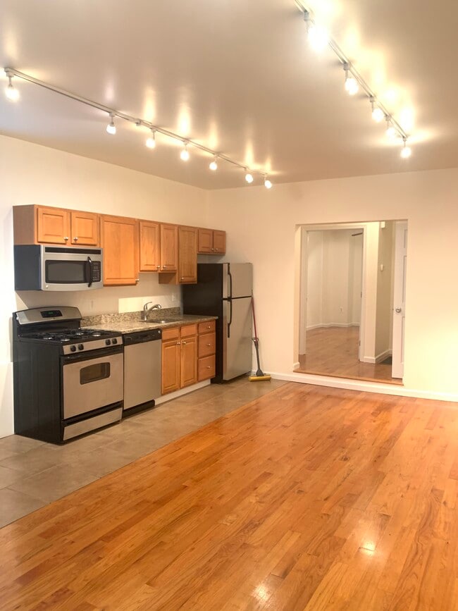 Photo - 1538 S 9th St Unit 1