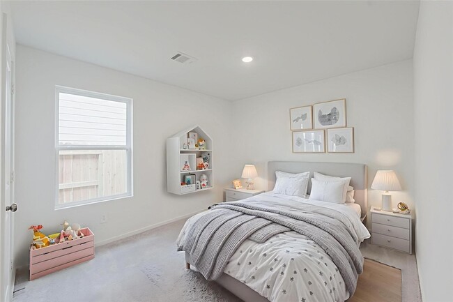 Photo - 641 Falling Cave Dr