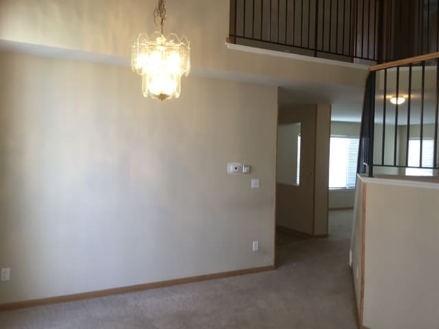 Photo - 14233 S Hillsdale Ct