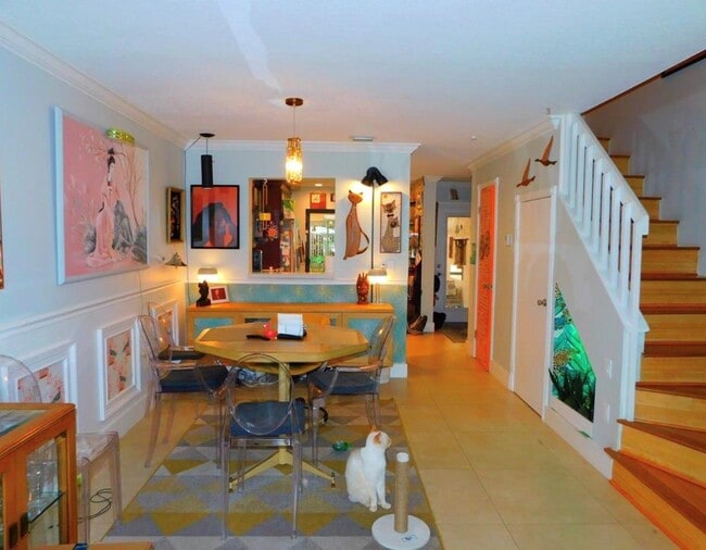 Photo - 797 S Riverside Dr