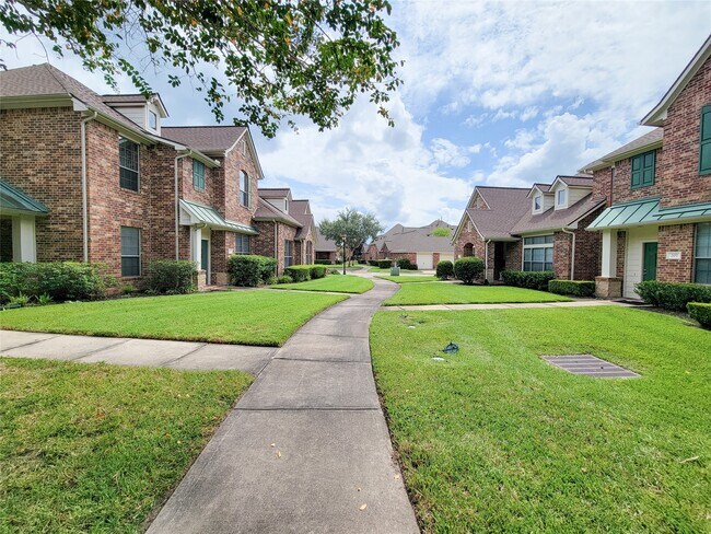 Photo - 206 Whispering Ridge Terrace