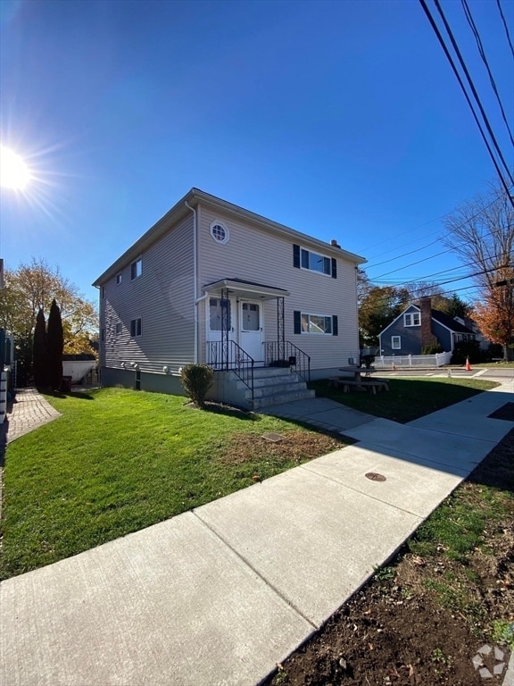 Building Photo - 34 Grandview Ave Unit B Rental