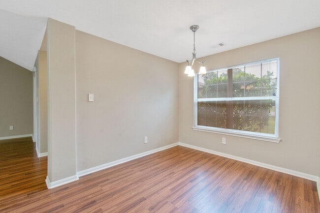 Photo - 16225 Summerset Estates Blvd