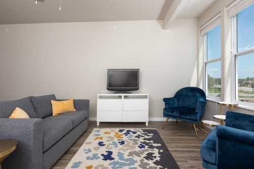 Photo - Riverfront Crossings