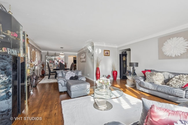 Photo - 2854 W Farragut Ave Unit 1st Floor