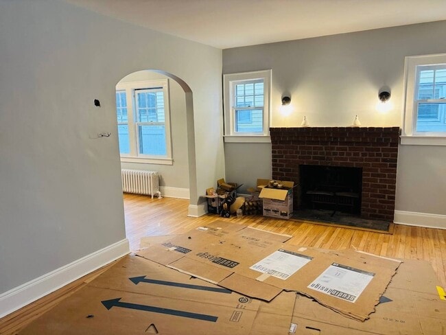 Building Photo - 20 Valentine Ave