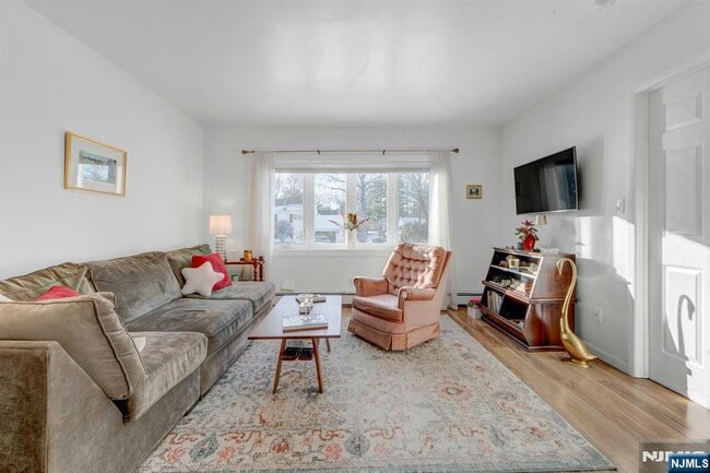 Photo - 13 Murray Rd