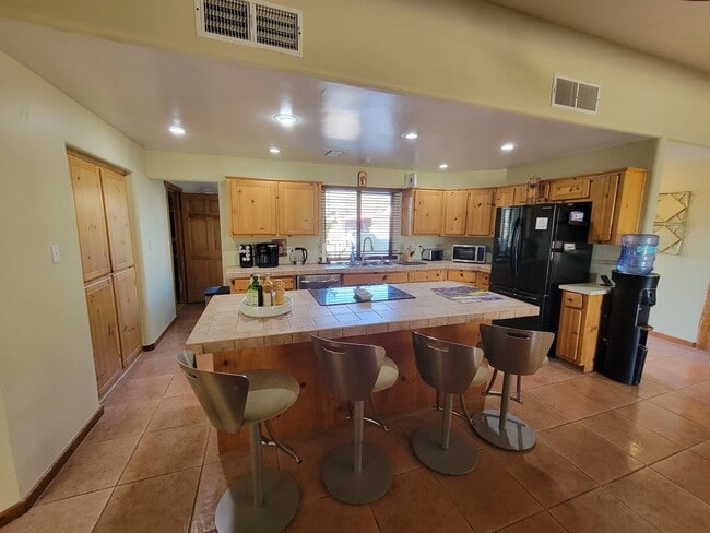 Photo - 6105 E Lowden Rd