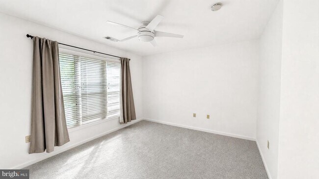 Photo - 12913 Alton Square Unidad 307