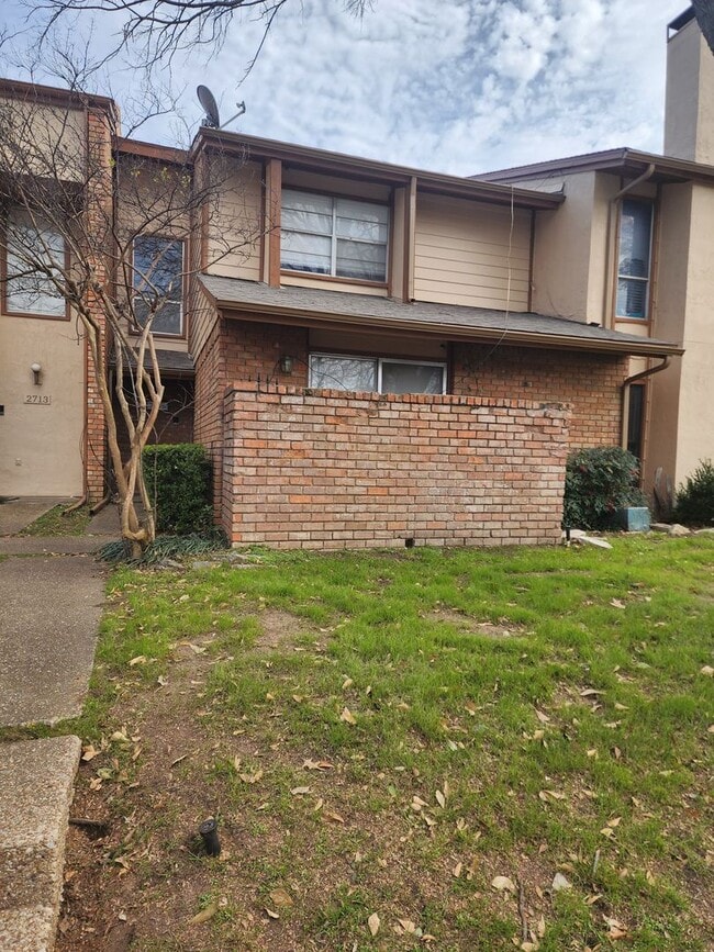 Photo - 2715 Westgate Dr