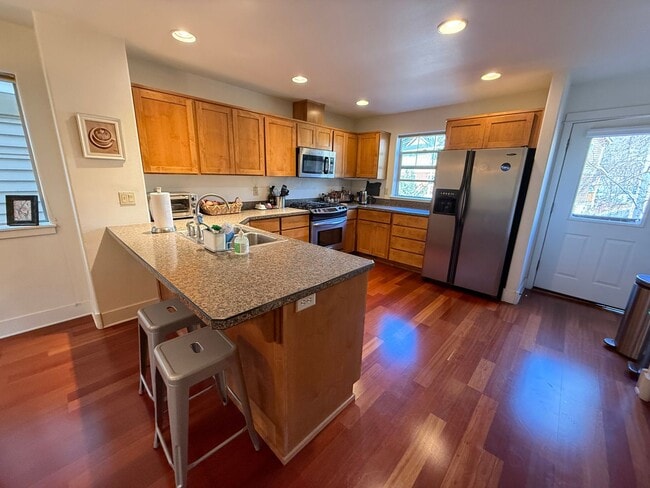 Photo - Beautiful 2 Bed/2.5 Bath Townhome on Bend's Westside - Shevlin Park Road