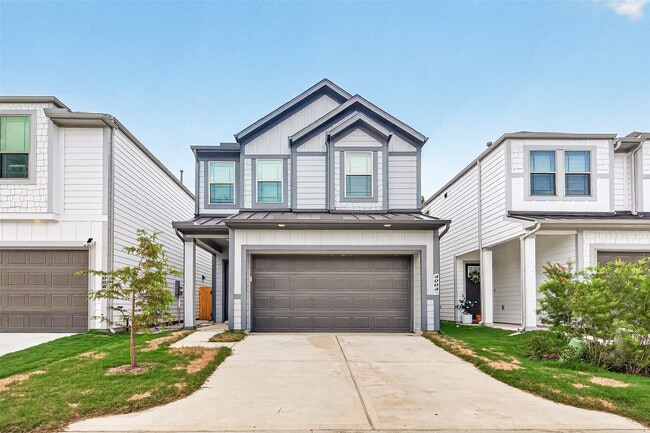 Building Photo - 4004 Baja Ln