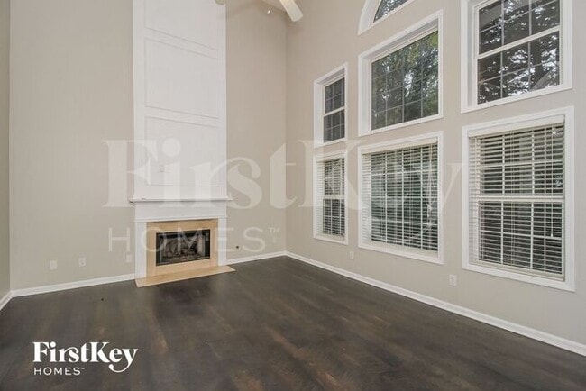 Photo - 926 Wandering Vine Dr SE