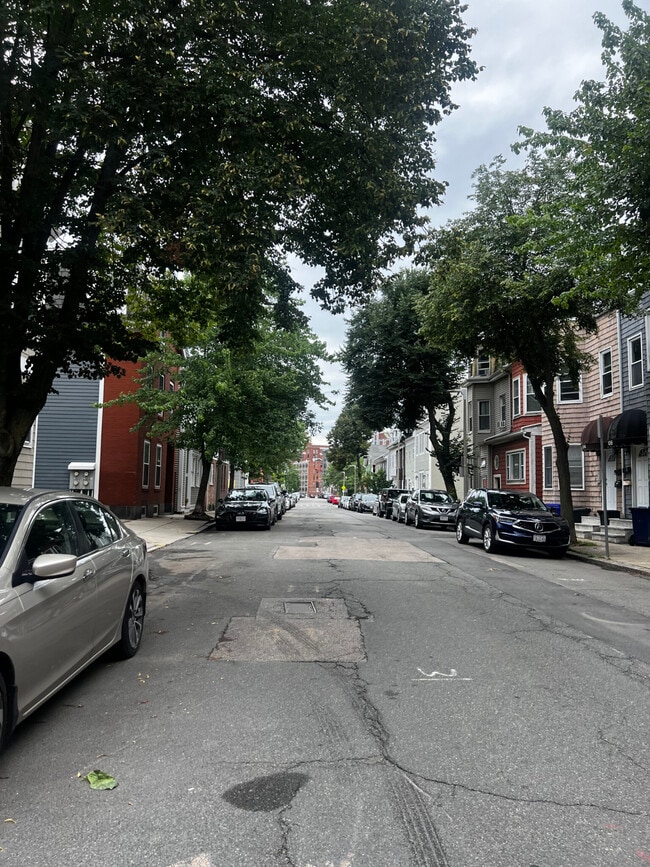 Photo - 123 W 3rd St Unit 123