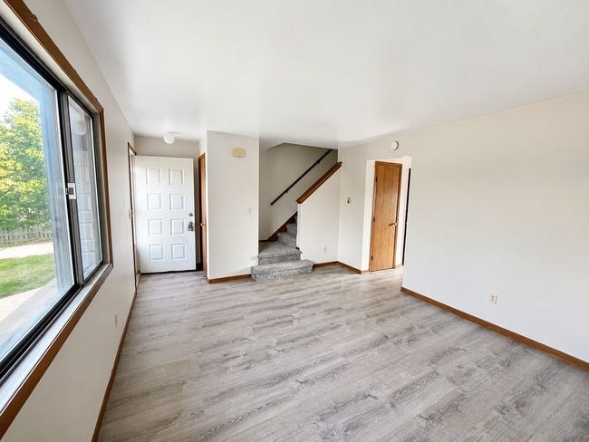 Photo - Spacious 3 Bed Duplex | Milwaukee, WI