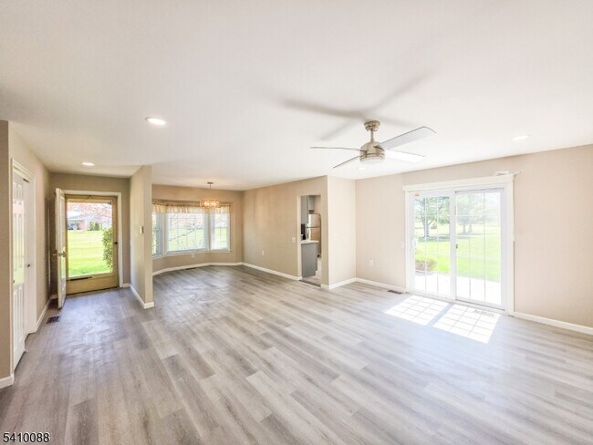 Photo - 3C John Adams Ct