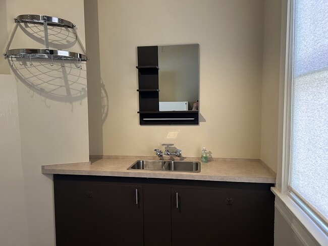Separate kitchen area - 4537 SE 65th Ave Unit 6