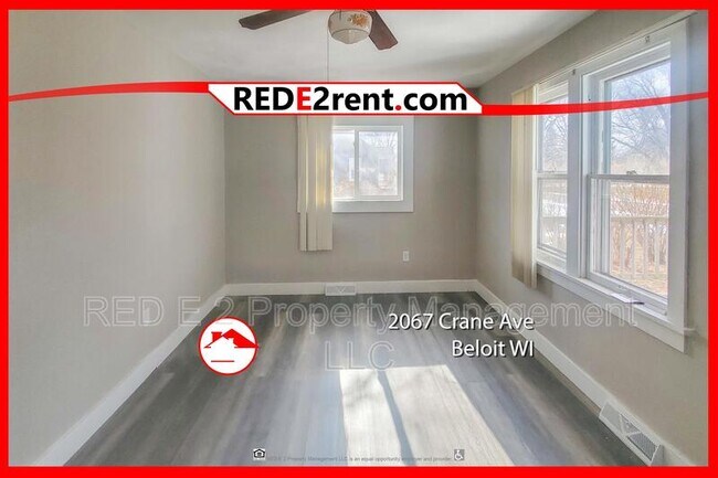 Photo - 2067 Crane Ave